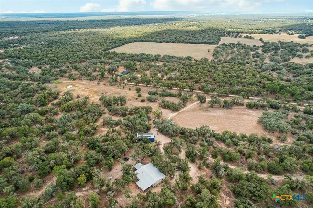 3001 Curry Rd, Seguin, TX 78155