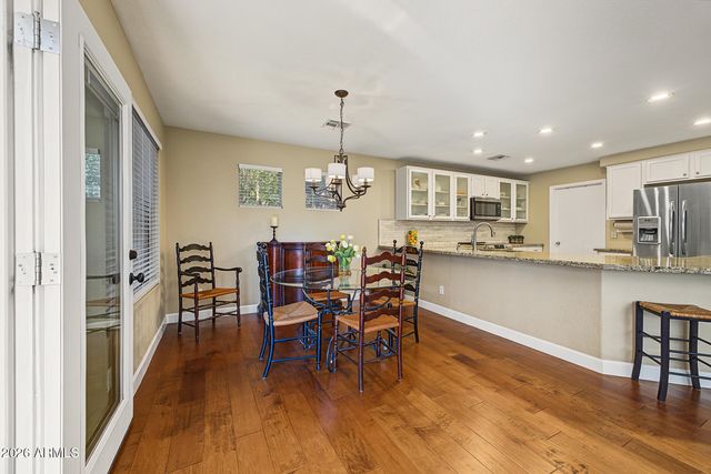 6805 W FIREBIRD Drive, Glendale, AZ 85308