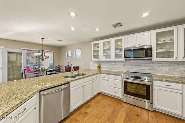 6805 W FIREBIRD Drive, Glendale, AZ 85308