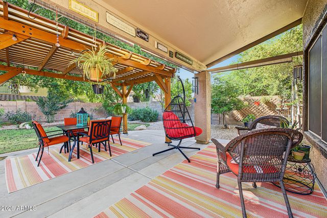 6805 W FIREBIRD Drive, Glendale, AZ 85308