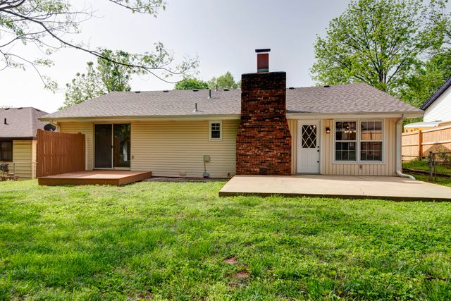 941 W Glenwood Street, Springfield, MO 65807