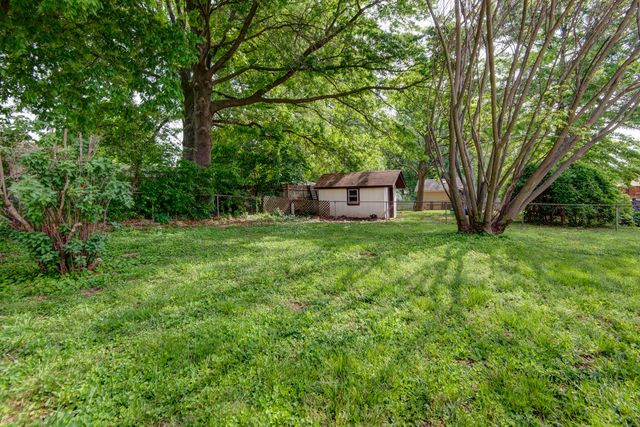 941 W Glenwood Street, Springfield, MO 65807