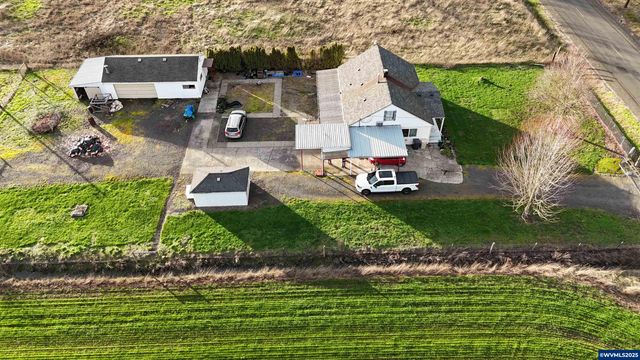 38696 Griggs Dr, Lebanon, OR 97355