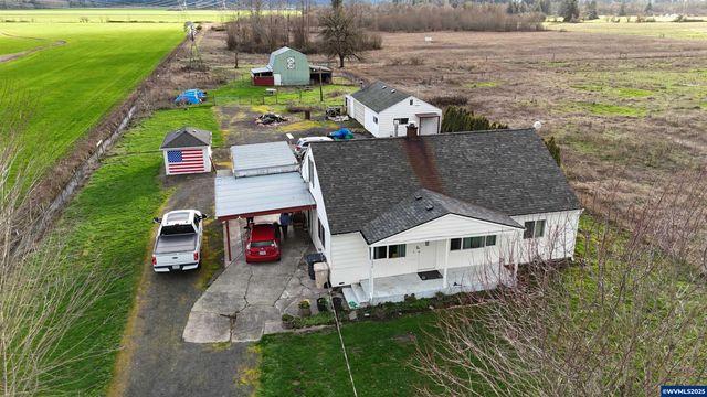 38696 Griggs Dr, Lebanon, OR 97355