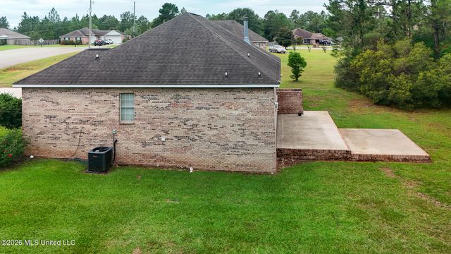 21645 E Ridge Drive, Saucier, MS 39574