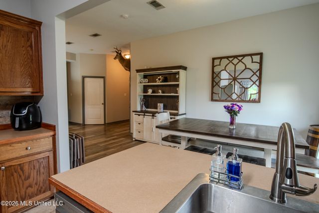 21645 E Ridge Drive, Saucier, MS 39574