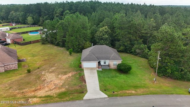 21645 E Ridge Drive, Saucier, MS 39574