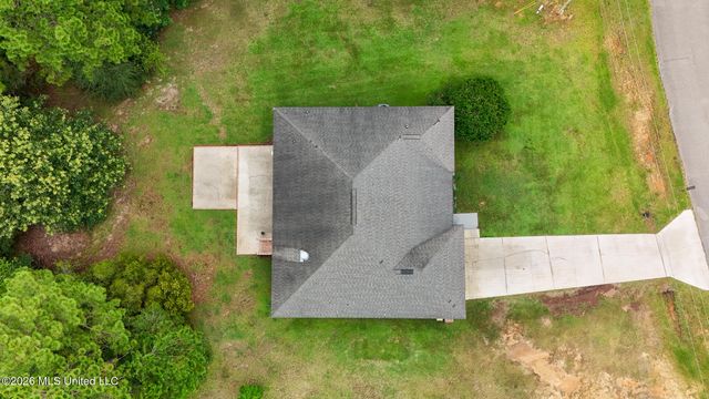 21645 E Ridge Drive, Saucier, MS 39574