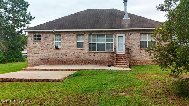 21645 E Ridge Drive, Saucier, MS 39574