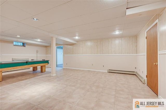 8 Dov Place, South Brunswick, NJ 08824