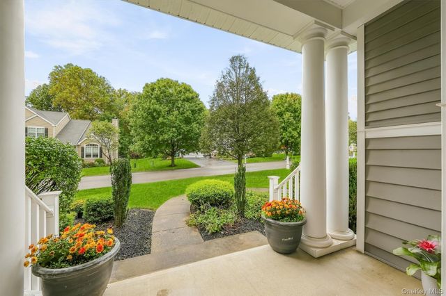 236 Buttonwood Way, Hopewell Junction, NY 12533