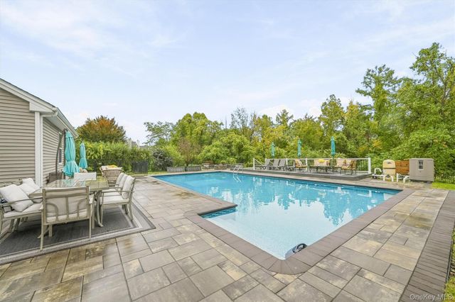 236 Buttonwood Way, Hopewell Junction, NY 12533