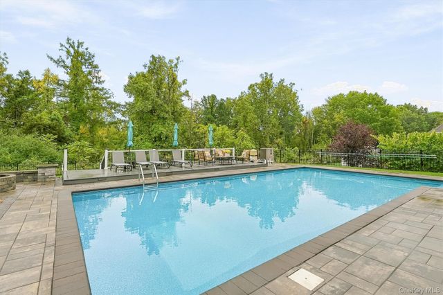 236 Buttonwood Way, Hopewell Junction, NY 12533