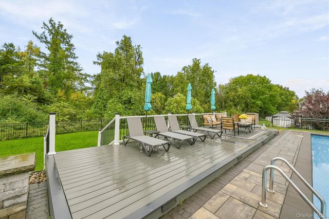 236 Buttonwood Way, Hopewell Junction, NY 12533