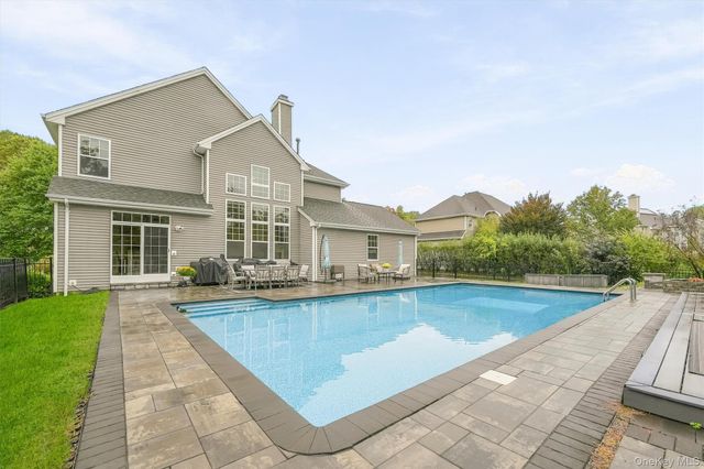 236 Buttonwood Way, Hopewell Junction, NY 12533