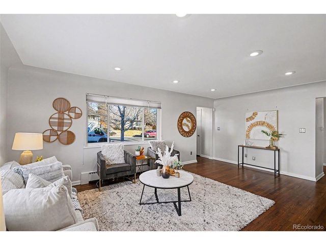 1501 S York St, Denver, CO 80210