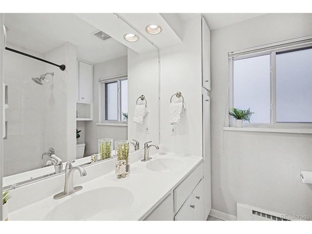 1501 S York St, Denver, CO 80210