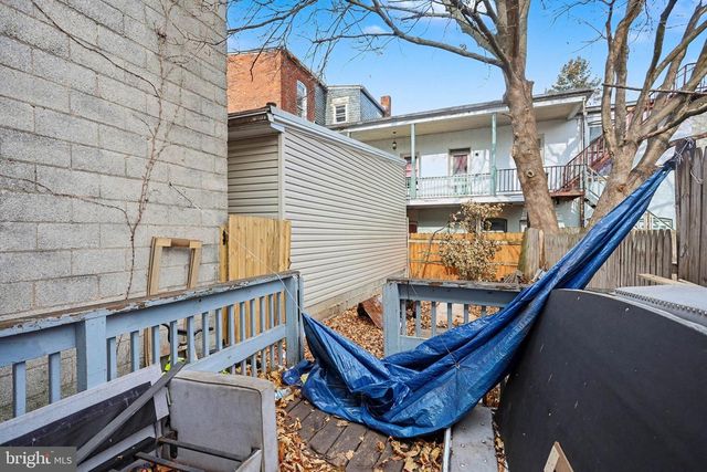 207 E PHILADELPHIA ST, York, PA 17403