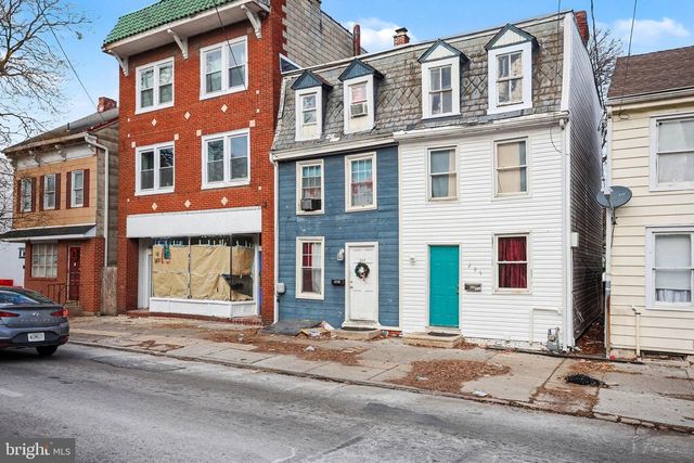 207 E PHILADELPHIA ST, York, PA 17403