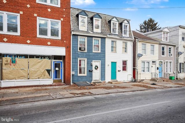 207 E PHILADELPHIA ST, York, PA 17403