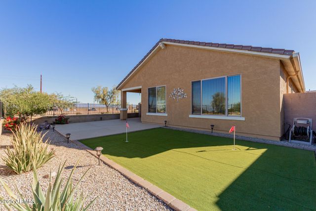 32270 N ECHO CANYON Road, San Tan Valley, AZ 85143