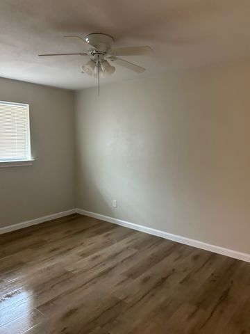 4618 Reiger Avenue 209, Dallas, TX 75246