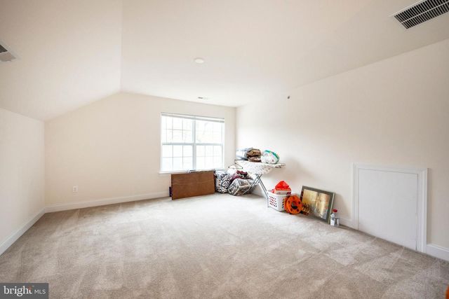 285 DEEPDALE DR, Kennett Square, PA 19348