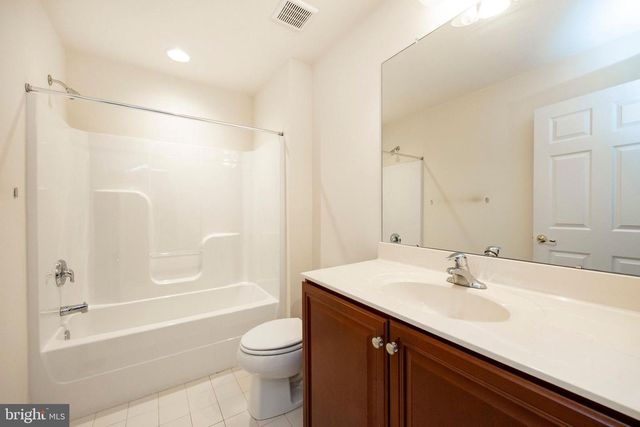 285 DEEPDALE DR, Kennett Square, PA 19348