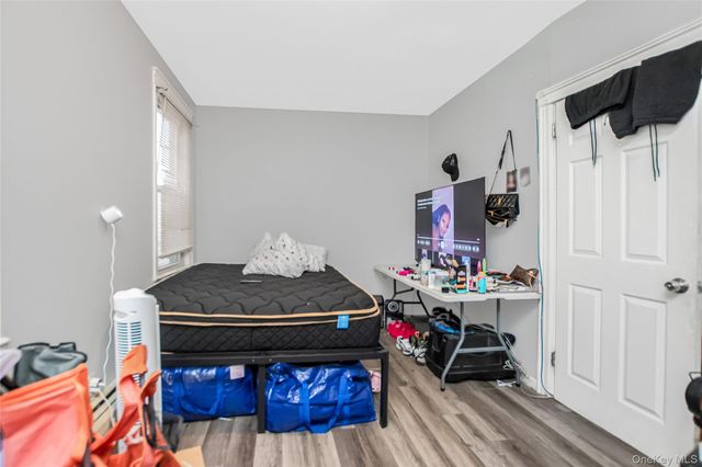 2812 Harrington Avenue, Bronx, NY 10461