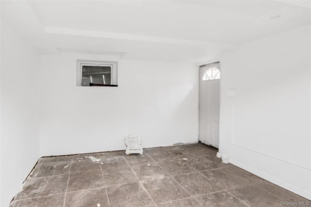 2812 Harrington Avenue, Bronx, NY 10461