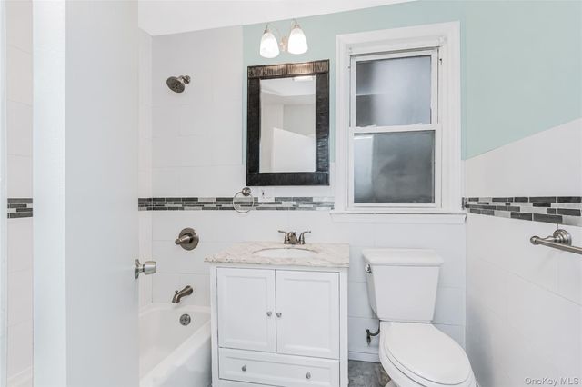 2812 Harrington Avenue, Bronx, NY 10461
