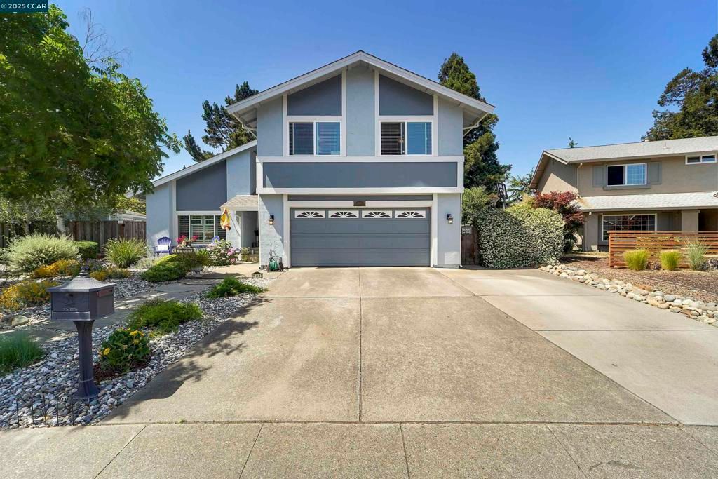 921 Bolton Cir, Benicia, CA 94510