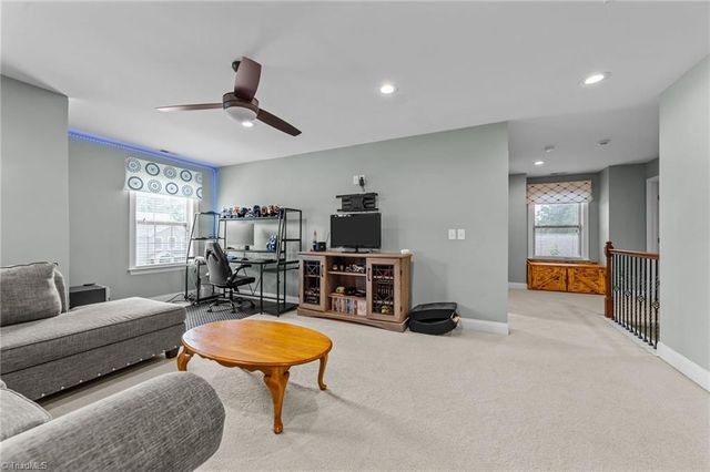 906 Sugar Tree Drive, Mebane, NC 27302