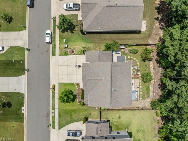 906 Sugar Tree Drive, Mebane, NC 27302