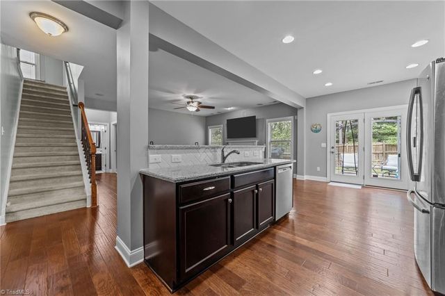 906 Sugar Tree Drive, Mebane, NC 27302