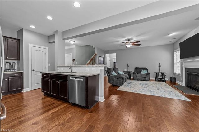 906 Sugar Tree Drive, Mebane, NC 27302