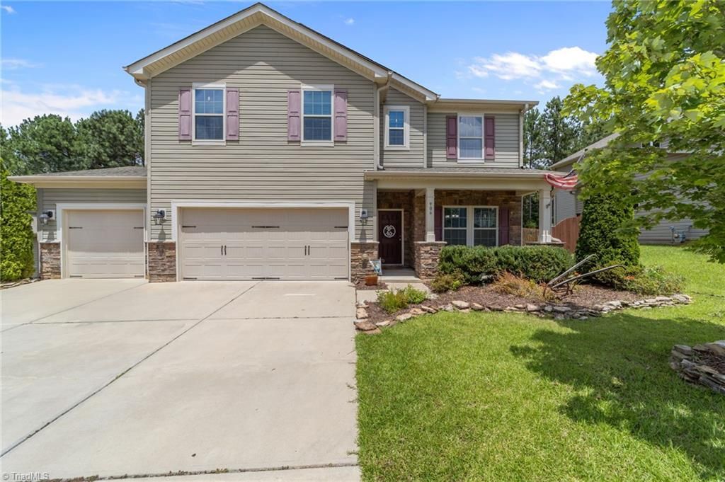 906 Sugar Tree Drive, Mebane, NC 27302