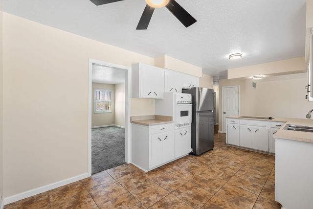 3808 General Bradley Street NE, Albuquerque, NM 87111