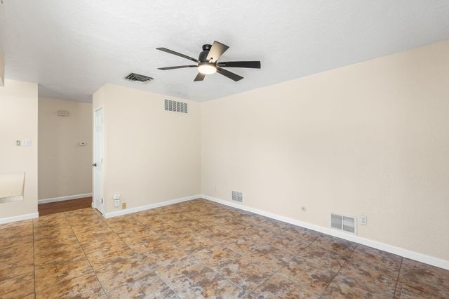 3808 General Bradley Street NE, Albuquerque, NM 87111