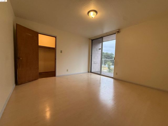 1425 Lakeside Dr 201, Oakland, CA 94612