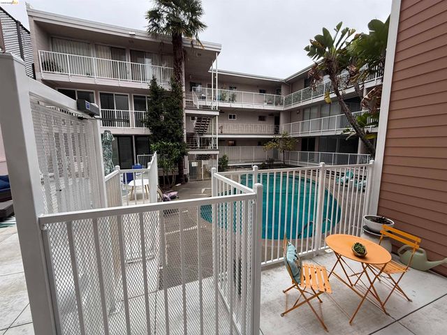 1425 Lakeside Dr 201, Oakland, CA 94612