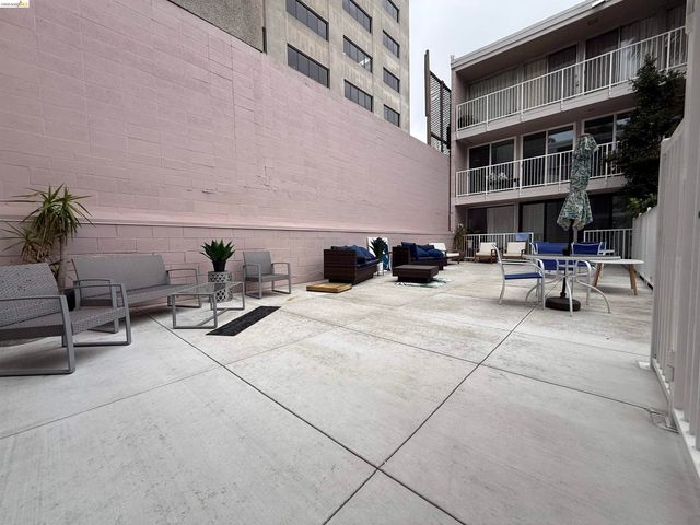 1425 Lakeside Dr 201, Oakland, CA 94612