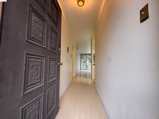 1425 Lakeside Dr 201, Oakland, CA 94612