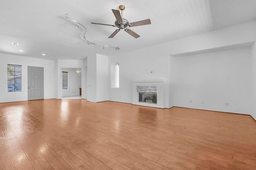 Image 9 of property listing at 74616 Waterlily Circle, Palm Desert, CA 92260
