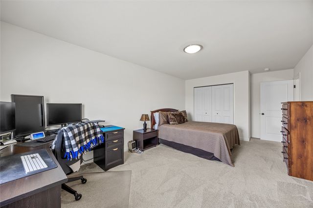 860 Jessie Street, North Liberty, IA 52317