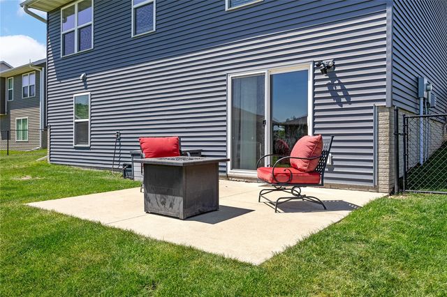 860 Jessie Street, North Liberty, IA 52317