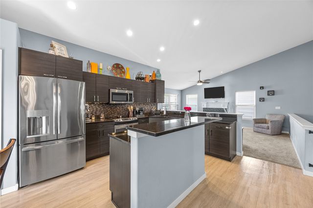 860 Jessie Street, North Liberty, IA 52317