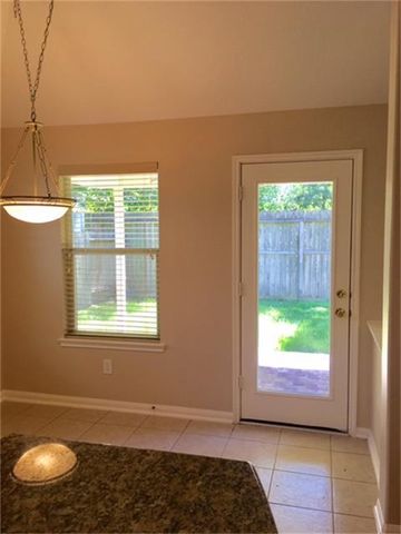 203 Fairwind Trail Drive, Conroe, TX 77385