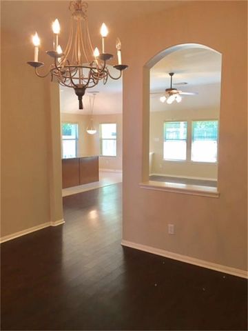 203 Fairwind Trail Drive, Conroe, TX 77385