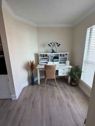 455 ALT 19 S 94, Palm Harbor, FL 34683